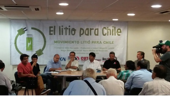 Movimiento Litio para Chile anuncia campaña de recolección de firmas