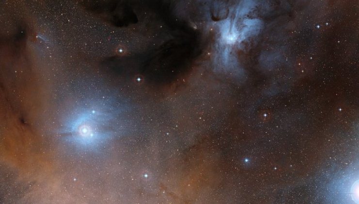 Detectan molécula orgánica en un sistema estelar en formación, usando el observatorio ALMA