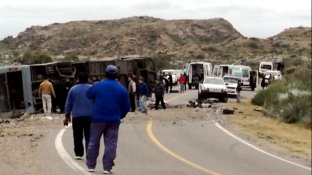 Argentina: tragedia en Mendoza deja 15 muertos tras un accidente vehicular
