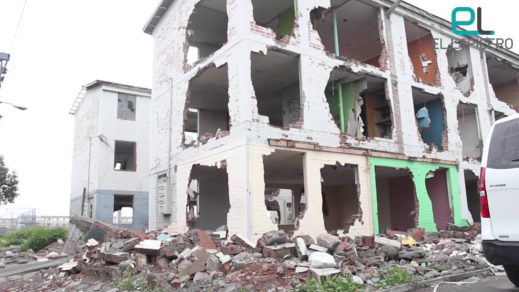VIDEO: ¿Se acuerdan de las casas Copeva? pobladora increpó a Bachelet para exigir soluciones en Bajos de Mena