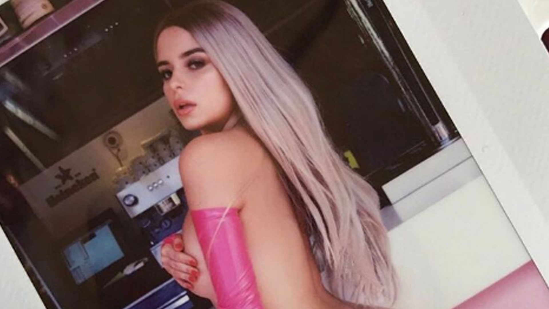 Demi Rose es la nueva reina belfie , tiene 4,5 millones de seguidores en  Instagram y está revolucionando internet