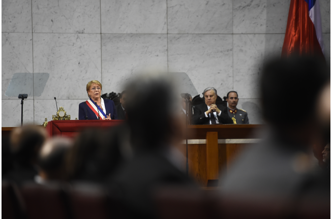 Bachelet omite en cuenta pública preocupante situación del Sida en Chile