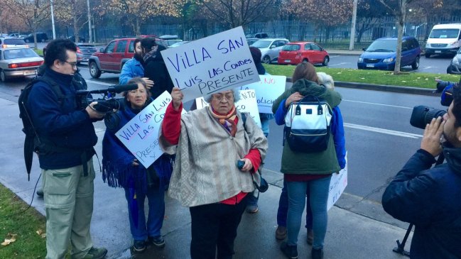 Villa San Luis de Las Condes: Vecinos protestan y buscan impedir demolición