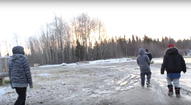 Canadá: Pobreza y aislamiento causan una crisis de suicidios entre jóvenes indígenas