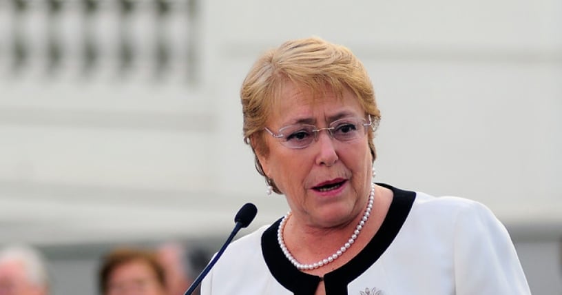 Bachelet descarta responsabilidad de Blanco en crisis del Sename: «Es una caricatura de la oposición»