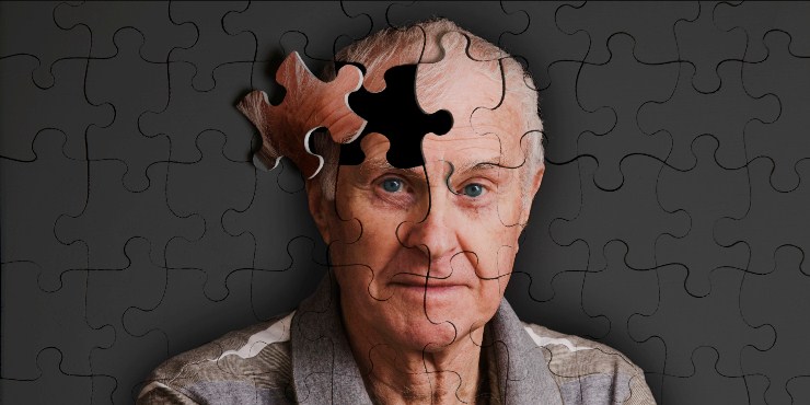 Una simple prueba de lectura puede predecir la posibilidad de desarrollar Alzheimer, según una investigación