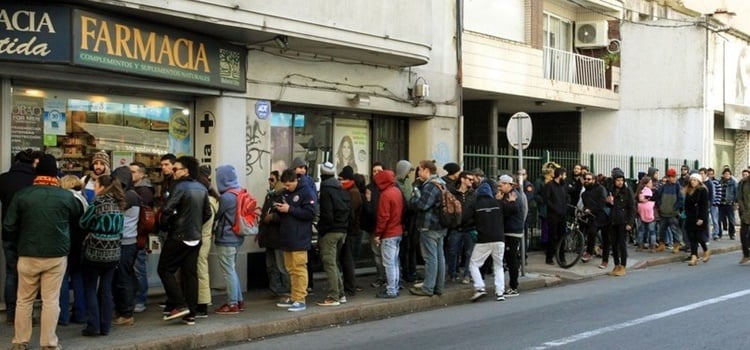 Marihuana legal en Uruguay: en el primer día se agotó el cannabis en las farmacias de Montevideo