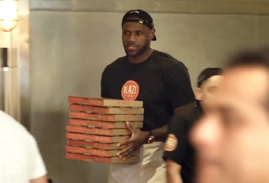 No sólo en la NBA: Lebron James cosecha millones tras invertir en el negocio de las pizzerias