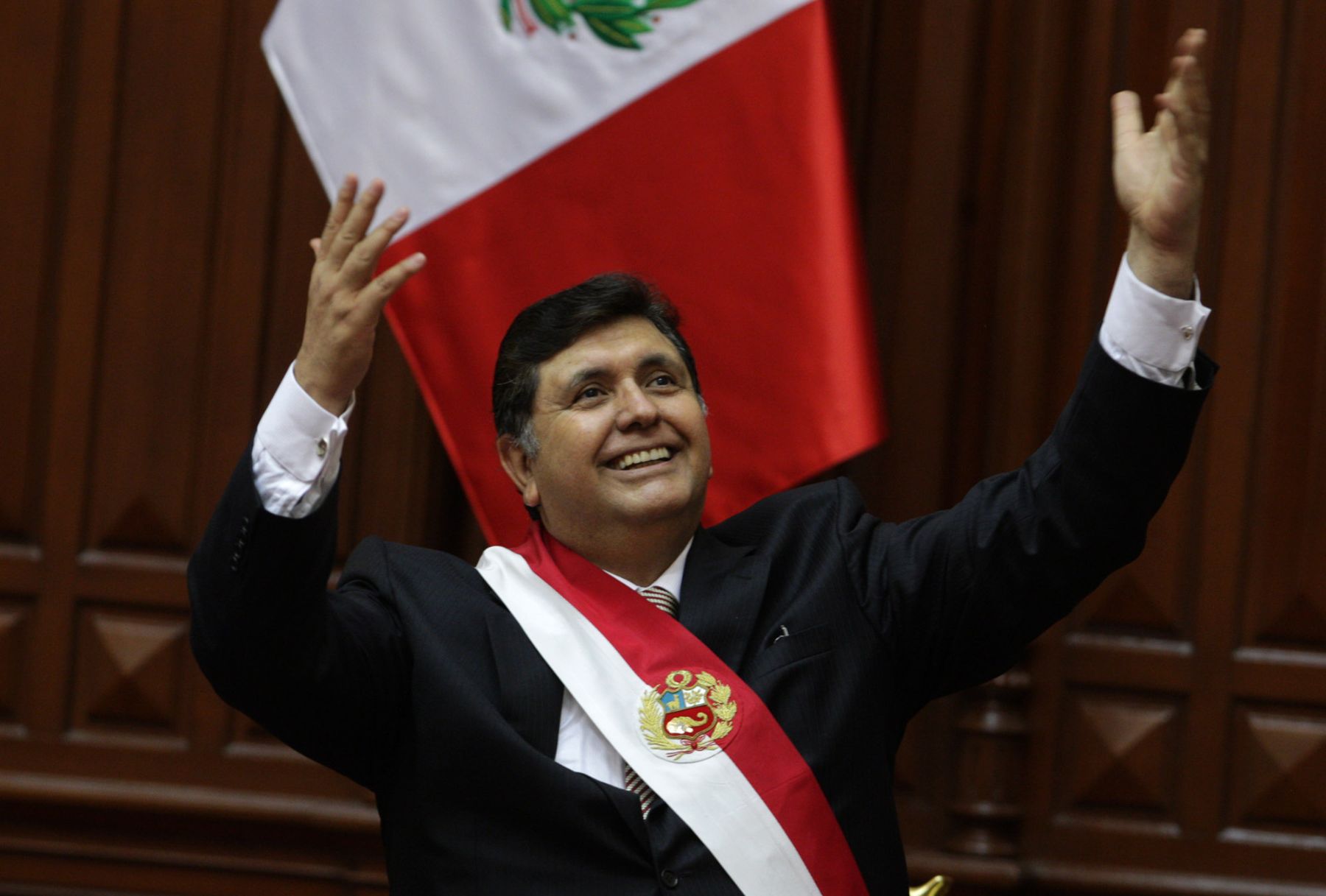 Perú: Fiscalía investiga al ex presidente Alan García por presunto lavado de activos