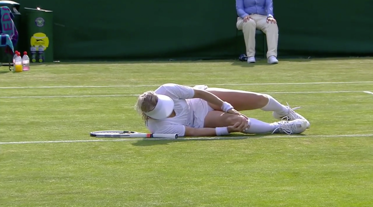 VIDEO: La trágica lesión en Wimbledon que tiene en medio de la crítica al Grand Slam sobre pasto