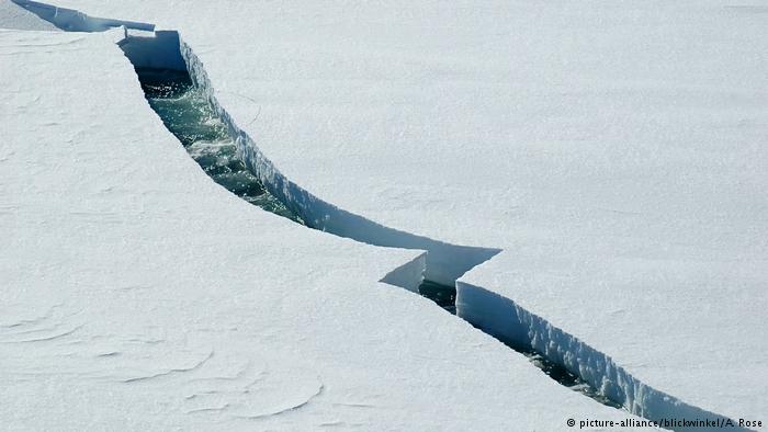 Colapsó la barrera de hielo Larsen en la Antártica, soltando un bloque de un billón de toneladas