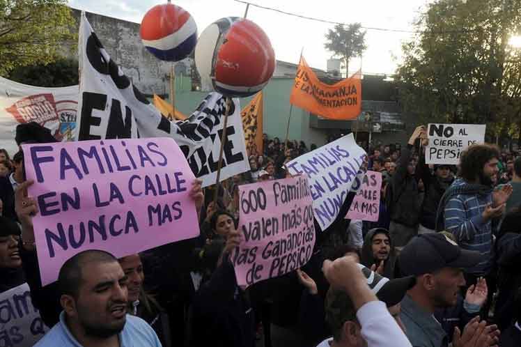 Buenos Aires: 600 trabajadores despedidos de la planta de PepsiCo protestan en la capital