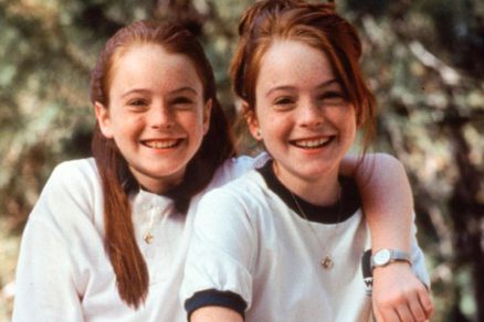 ¿Recuerdas «Juego de Gemelas»? Así luce hoy la doble de Lindsay Lohan en la película