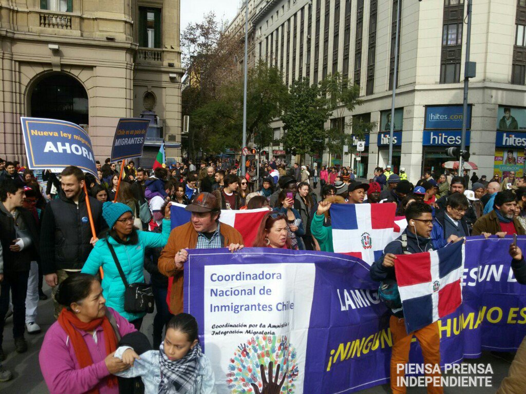 Santiago: Inmigrantes marcharon exigiendo cambios a la Ley de Extranjería