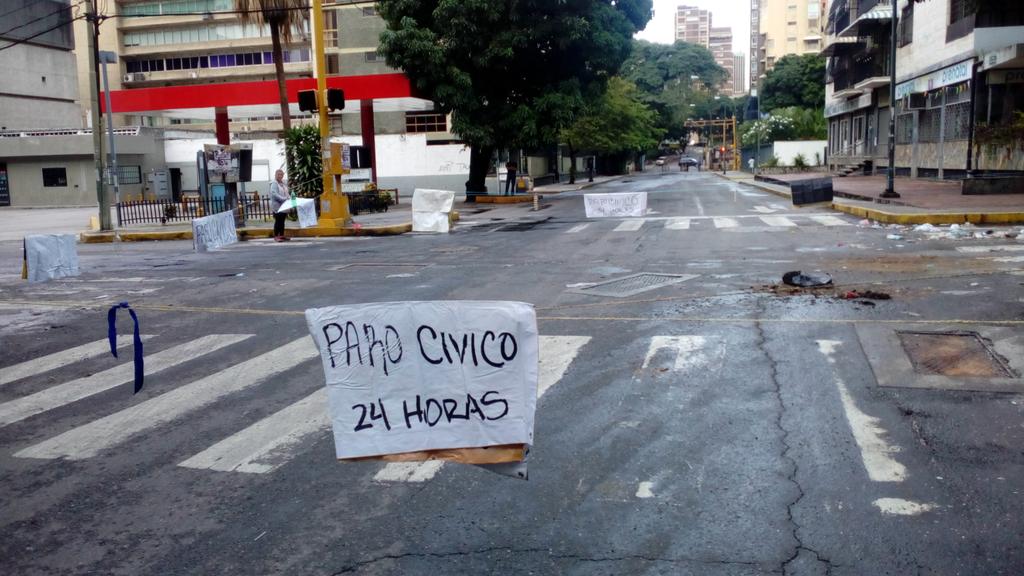 La oposición venezolana realiza un “paro cívico” y proponen un «gobierno paralelo»