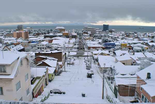 Punta Arenas: El lunes vuelven las clases y 21 colegios no tienen luz ni gas