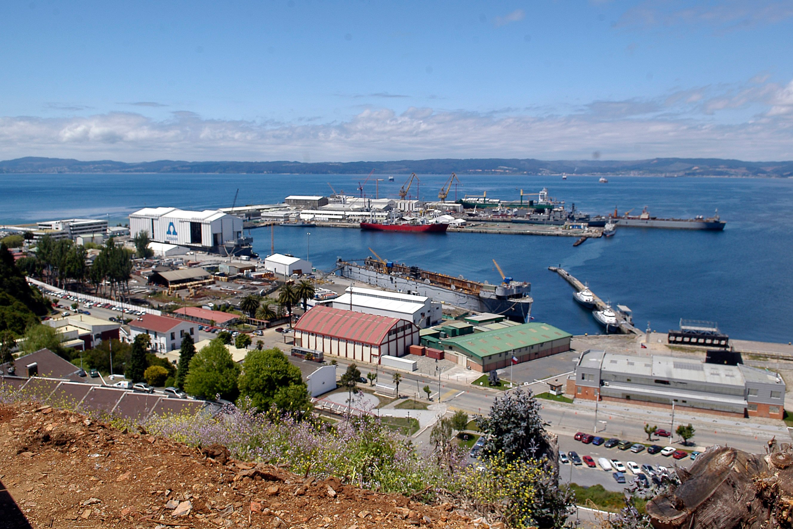 Talcahuano: Más de 600 trabajadores de Asmar presentan demanda por inhalación de asbesto