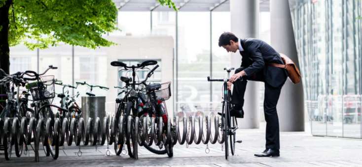 Ir al trabajo en bicicleta reduce el estrés en más de un 50%