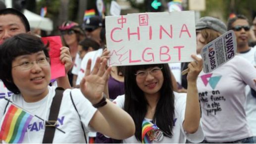 Hombre ganó juicio por terapias de conversión gay en China