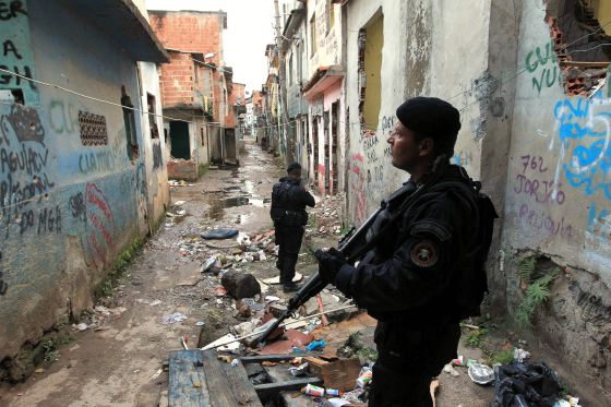 Habitantes de favelas «pacificadas» en Río dicen que nada cambió en sus vidas