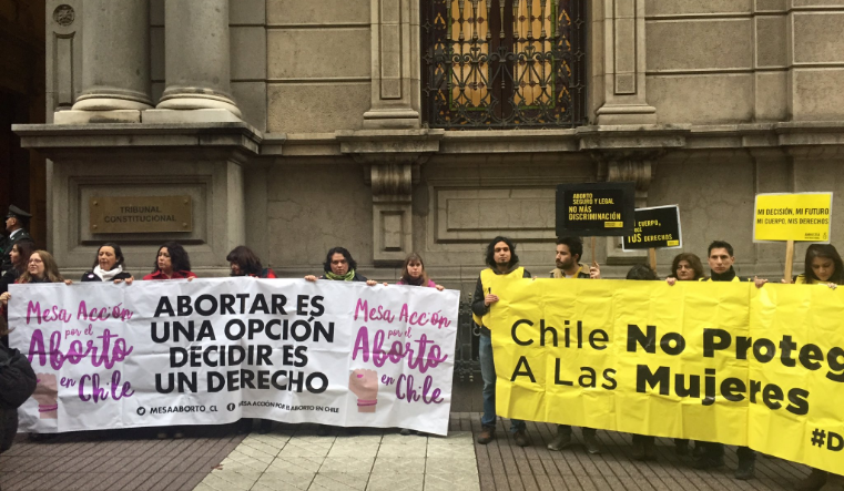 Organizaciones entregan antecedentes ante el TC en favor del #Aborto3Causales