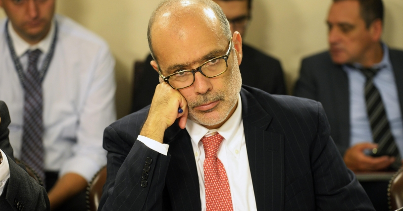 Ministerio de Hacienda desmiente renuncia de Rodrigo Valdés
