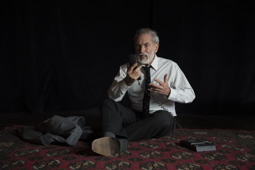 Héctor Noguera reestrena El Epicedio en Teatro Camino