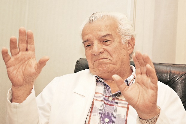 Doctor Orozco critica apresamiento de su hermano en Punta Peuco: «son los mismos que están festejando las matanzas de embriones»