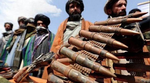 El líder talibán insiste en salida de EEUU para alcanzar solución política