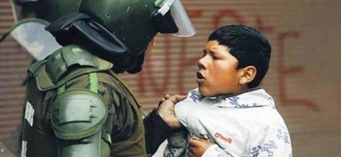 Familiares de mapuches en huelga de hambre denuncian violencia policial contra menores de edad