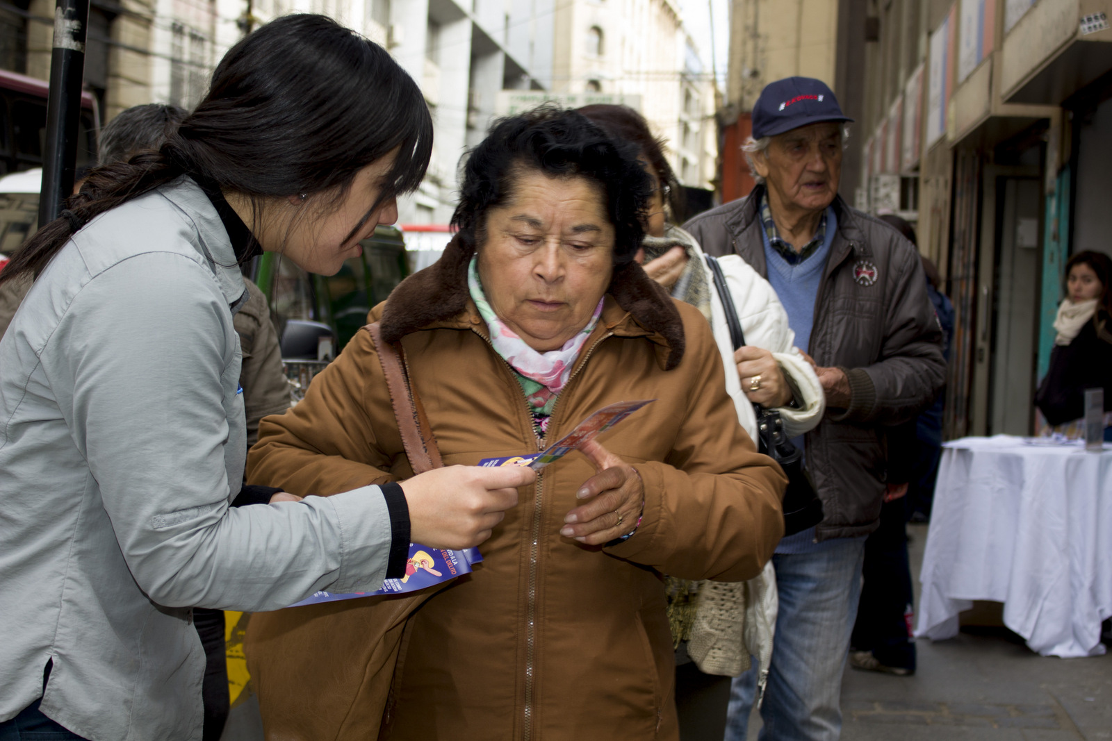 Valparaíso: Monitores Ciudadanos acompañarán a las personas mayores en su día de pago