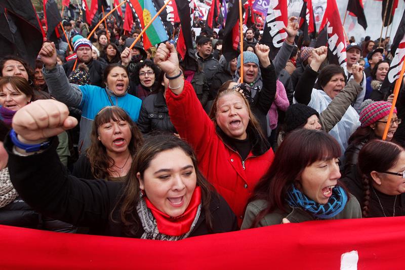Fotos: Miles de personas marchan en romería a 44 años del Golpe Militar contra Salvador Allende