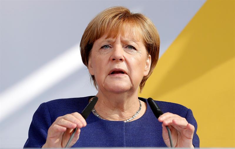 Elecciones alemanas: Merkel duda de que Schulz pueda financiar las promesas electorales del SPD