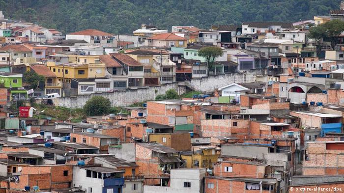 Seis personas poseen la misma riqueza que la mitad de la población de Brasil