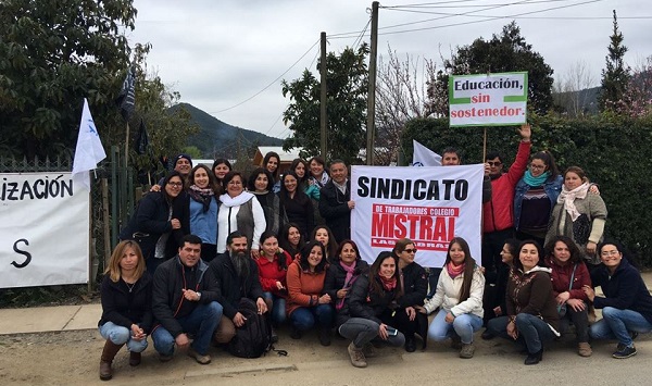 50 días de huelga en Colegio Mistral de Las Cabras: “Estamos resistiendo por algo justo y digno”