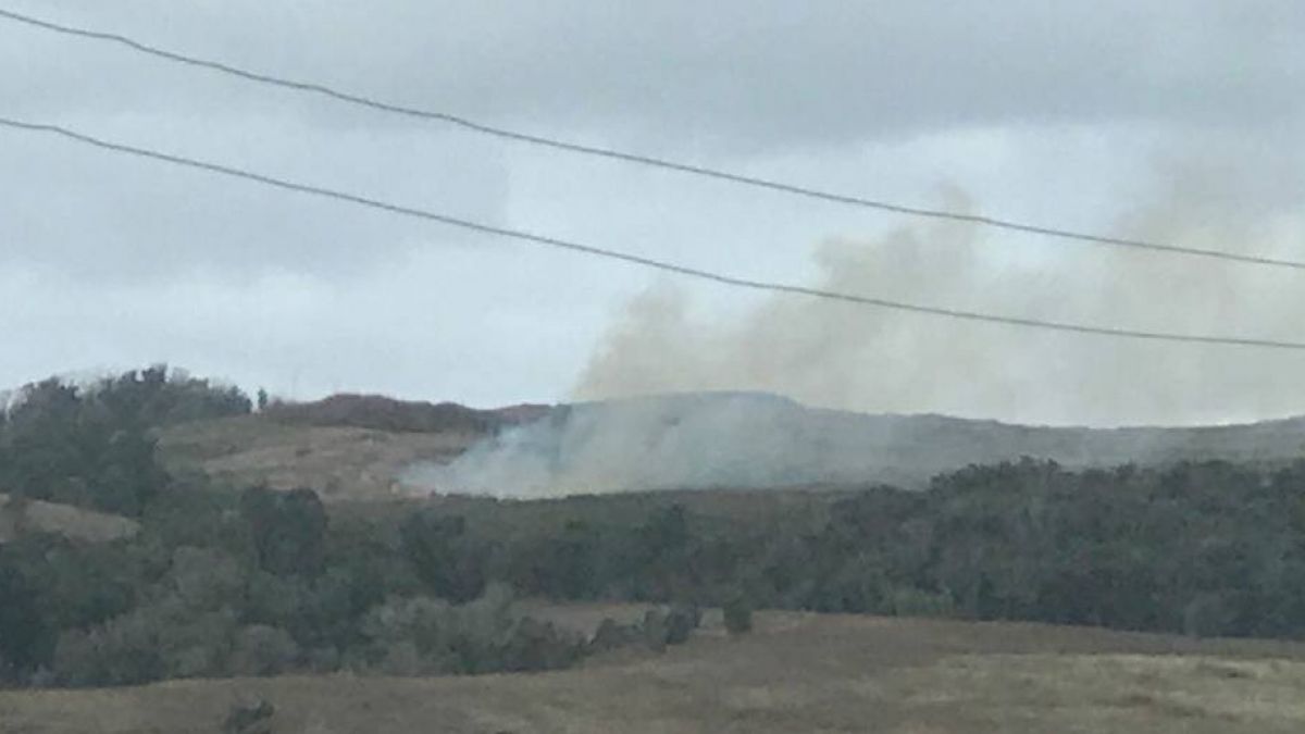 Isla de Pascua: Onemi decreta alerta amarilla por 4 focos de incendios forestales