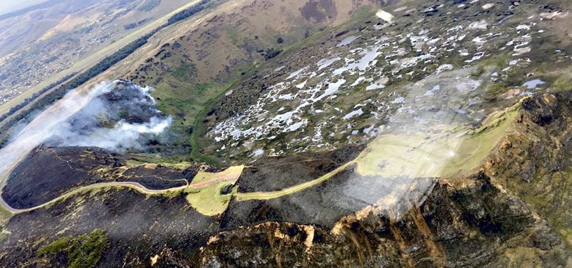 Gobierno anuncia querella por incendios forestales en Isla de Pascua