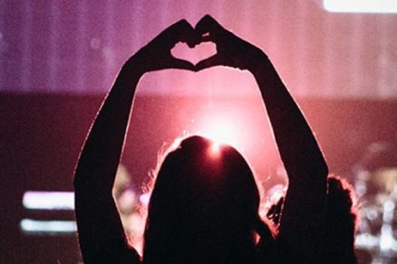 Si la música te emociona hasta los escalofríos, puede que tengas un cerebro especial