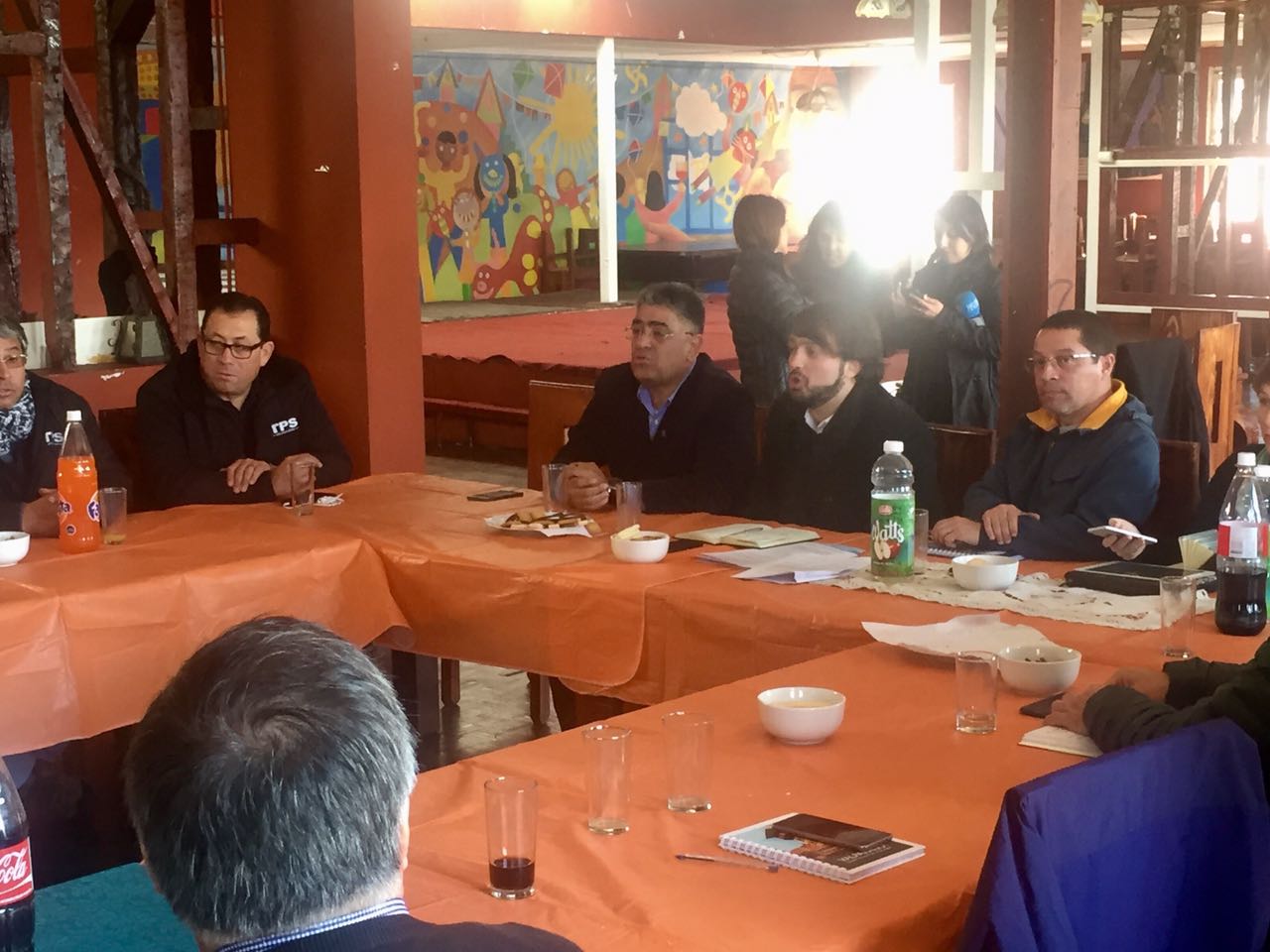 Alcaldía Ciudadana y trabajadores portuarios instalan mesa de diálogo y trabajo con «Ley Valparaíso» como eje