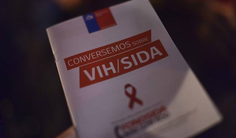 Consejo para la Transparencia ordena a Subsecretaría de Salud informar cantidad de personas con VIH que se atiende en el sistema público