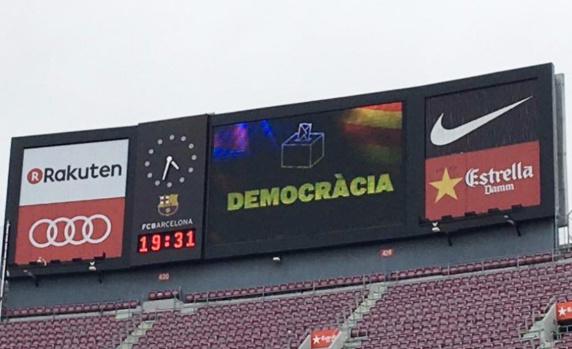Barcelona FC da muestra de apoyo al referéndum catalán