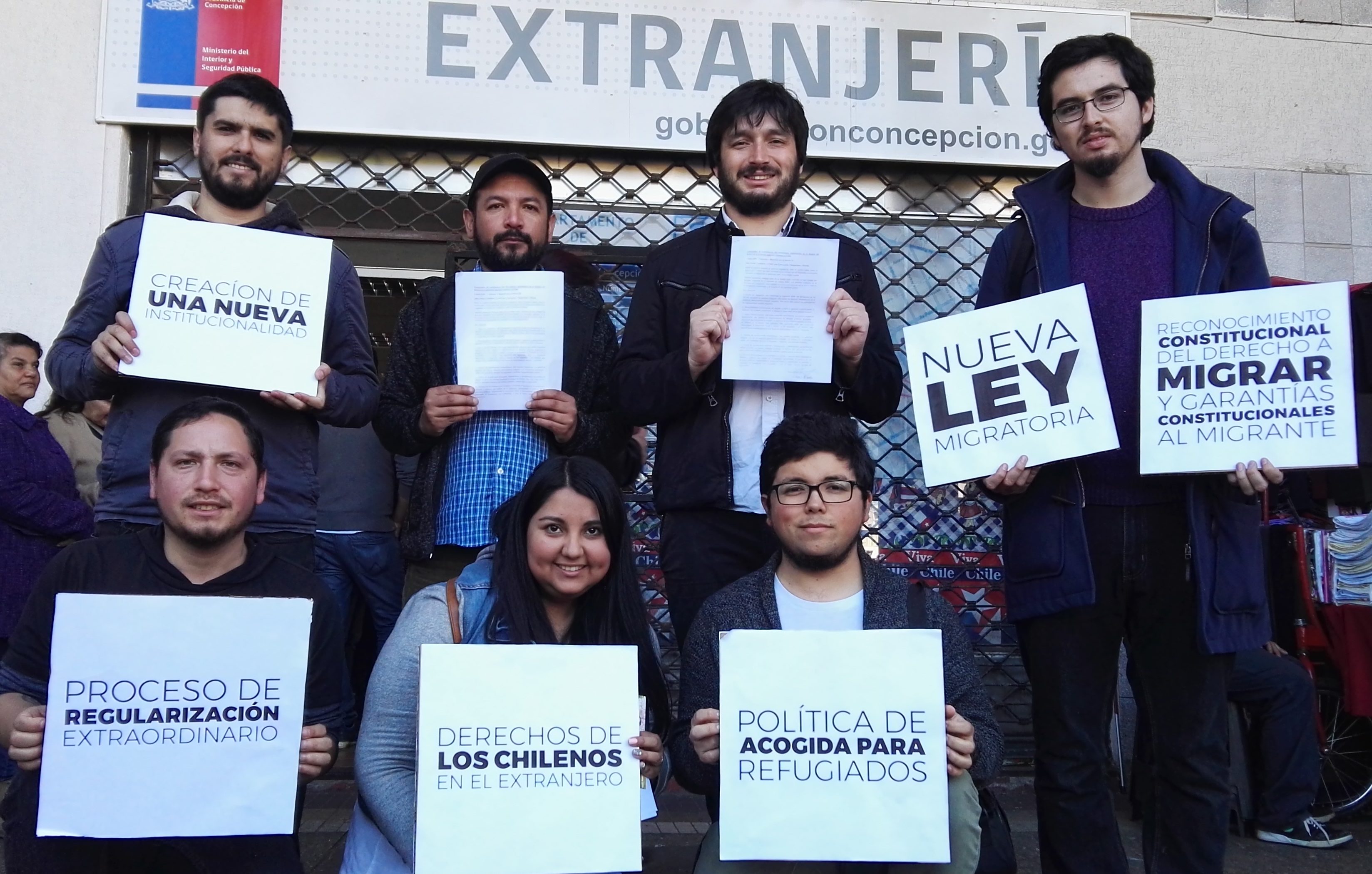 Candidatos del Movimiento Autonomista firman compromiso para una nueva