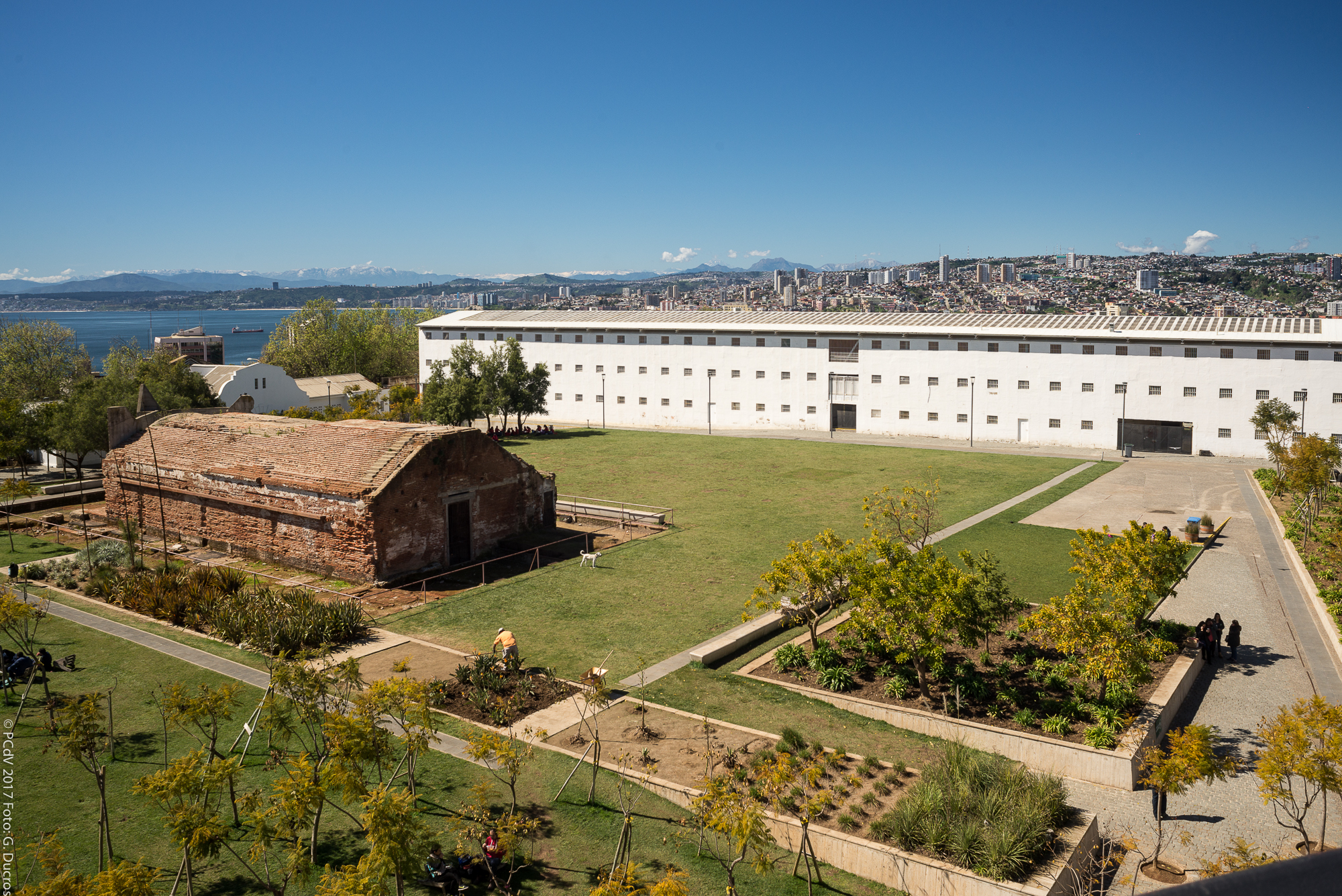Fundación Oscar Gálvez promueve Jardín Educativo por la Paz en la Ex Cárcel de Valparaíso