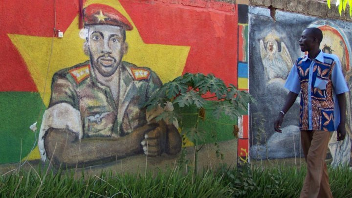 Burkina Faso recuerda a Sankara, el «Che africano», a 30 años de su muerte