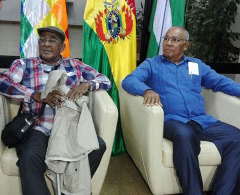 Ex guerrilleros cubanos llegan a Bolivia para rendir homenaje al Che Guevara