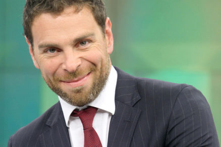 Ella es la desconocida y bella hermana de José Antonio Neme que alborotó a Joaquín Méndez en «Mucho Gusto»