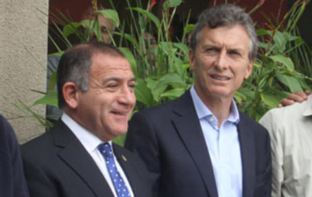 Ecuador: embajador argentino realiza polémicos dichos y lo acusan de discriminación