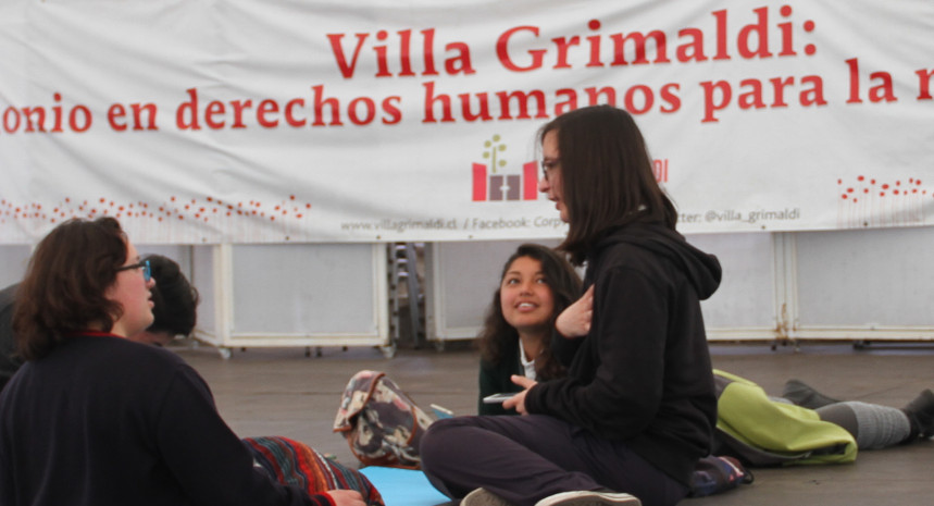Escolares de Valparaíso visitan Villa Grimaldi como parte del proyecto «embajadores de la memoria»