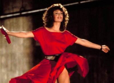 ¿Qué fue de la actriz de la «Chica de Rojo»? Así luce en la actualidad, a sus 57 años, la icono de la belleza en los 80