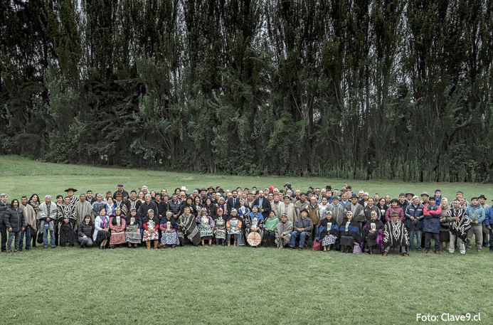 150 lonkos se reúnen y dialogan en la Universidad Católica de Temuco